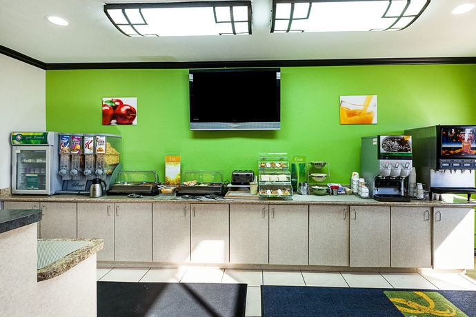 Imagen del bar/restaurante del Hotel Quality Inn and Suites Seaworld North. Foto 4