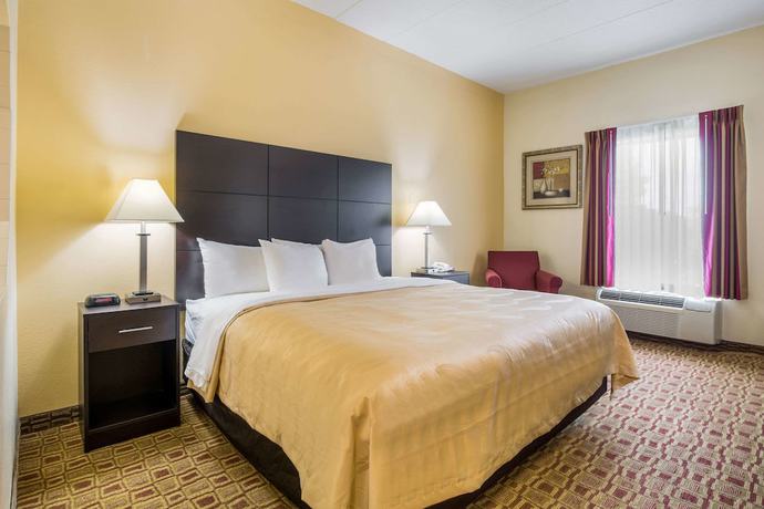Imagen de la habitación del Hotel Quality Inn and Suites, Sellersburg. Foto 5