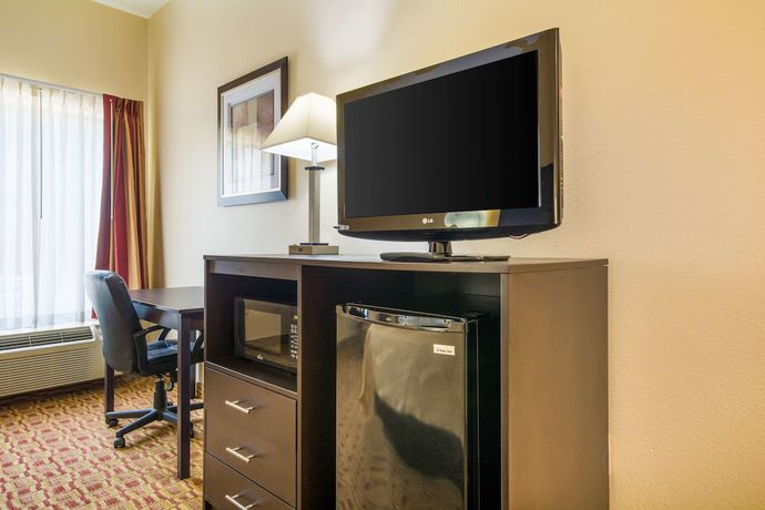 Imagen de la habitación del Hotel Quality Inn and Suites, Sellersburg. Foto 6