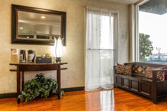 Imagen de los interiores del Hotel Quality Inn and Suites Silicon Valley. Foto 14