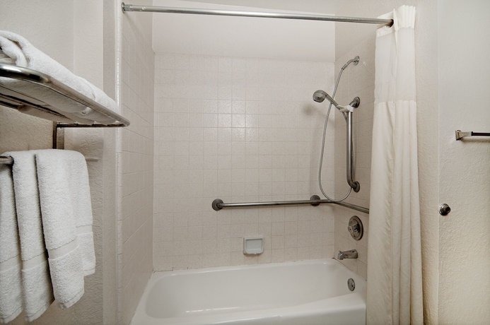 Imagen de la habitación del Hotel Quality Inn and Suites South San Jose / Morgan Hill. Foto 16