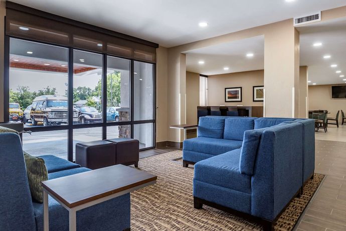 Imagen de los interiores del Hotel Quality Inn and Suites Spring Lake - Fayetteville Near Fort Liberty. Foto 16
