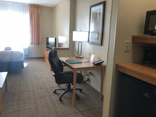 Imagen de la habitación del Hotel Quality Inn and Suites Springfield Southwest Near I-72. Foto 14