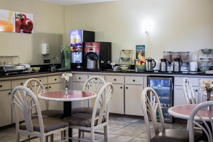 Imagen del bar/restaurante del Hotel Quality Inn and Suites St Augustine Beach Area. Foto 3