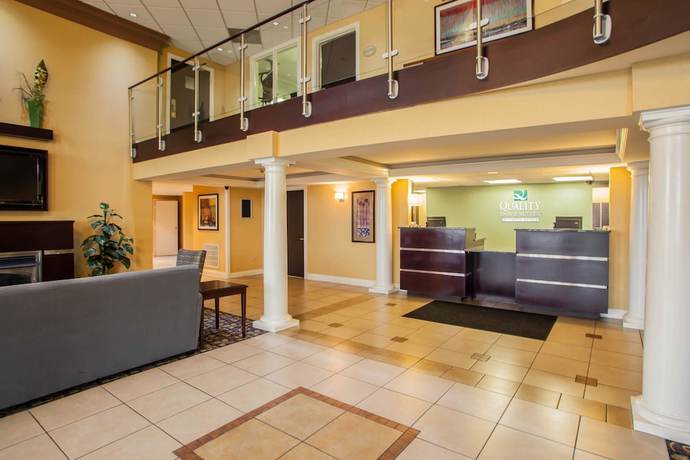 Imagen de los interiores del Hotel Quality Inn and Suites St Charles - West Chicago. Foto 16
