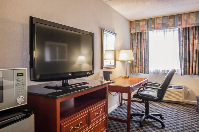 Imagen de la habitación del Hotel Quality Inn and Suites St Charles - West Chicago. Foto 10