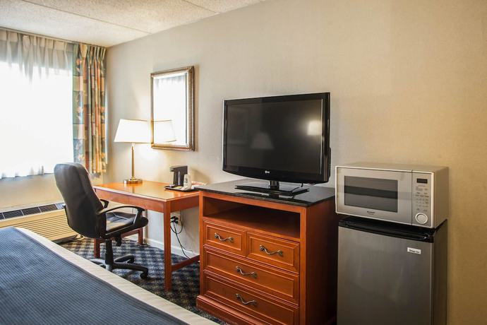 Imagen de la habitación del Hotel Quality Inn and Suites St Charles - West Chicago. Foto 13