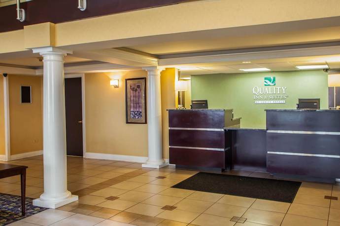 Imagen de los interiores del Hotel Quality Inn and Suites St Charles - West Chicago. Foto 19