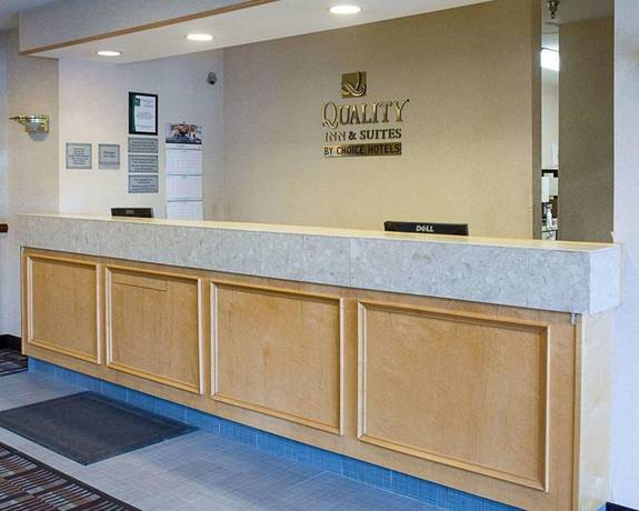 Imagen de los interiores del Hotel Quality Inn and Suites, Stafford. Foto 16