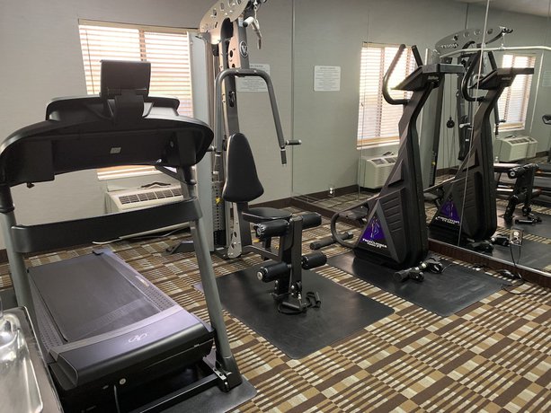 Imagen de los interiores del Hotel Quality Inn and Suites, Stafford. Foto 20
