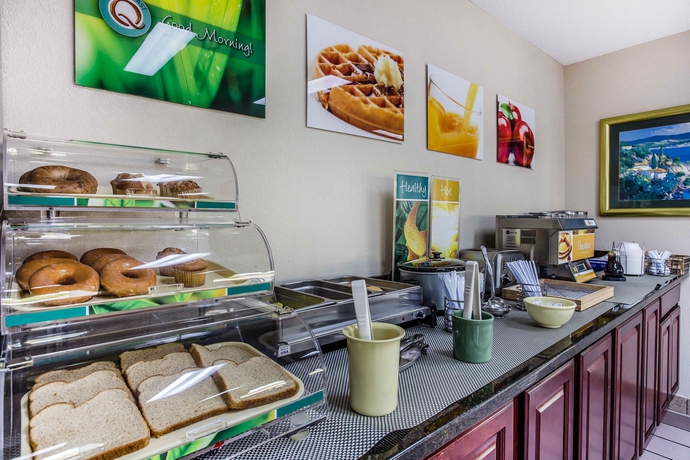 Imagen del bar/restaurante del Hotel Quality Inn and Suites Stockbridge Atlanta South I-75. Foto 6
