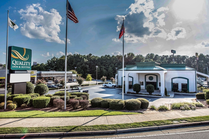 Imagen de los exteriores del Hotel Quality Inn and Suites Stockbridge Atlanta South I-75. Foto 12