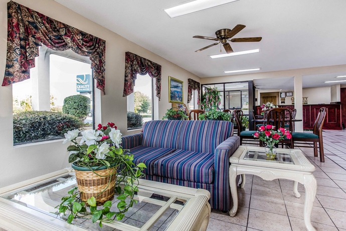 Imagen de los interiores del Hotel Quality Inn and Suites Stockbridge Atlanta South I-75. Foto 16