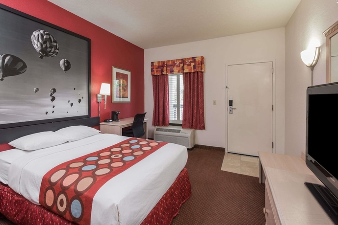 Imagen de la habitación del Hotel Quality Inn and Suites Sunport Airport Albuquerque. Foto 4
