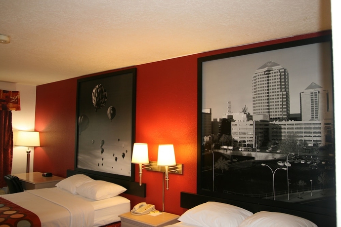Imagen de la habitación del Hotel Quality Inn and Suites Sunport Airport Albuquerque. Foto 6