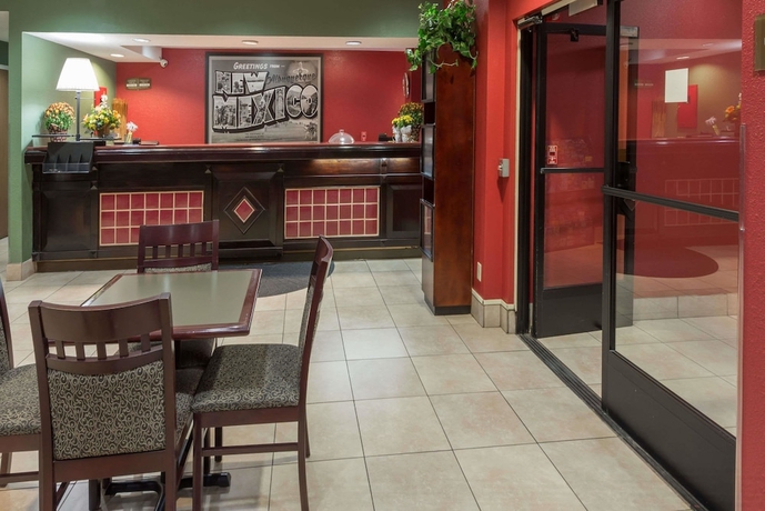 Imagen de los interiores del Hotel Quality Inn and Suites Sunport Airport Albuquerque. Foto 16