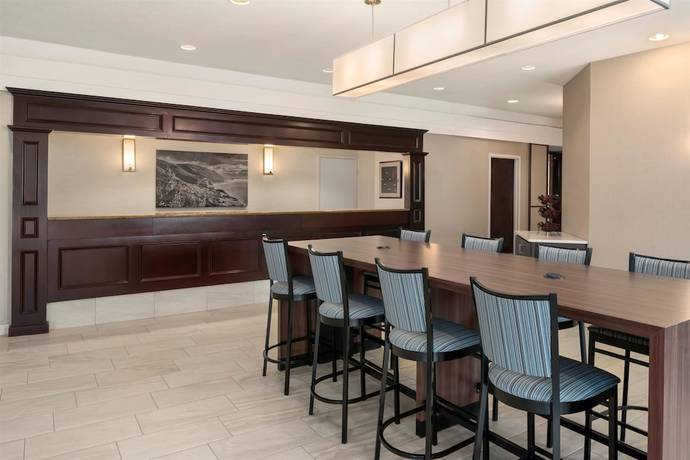 Imagen de los interiores del Hotel Quality Inn and Suites, Sydney. Foto 13