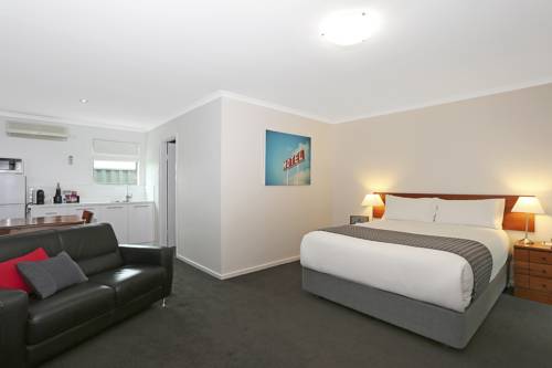Imagen de la habitación del Hotel Quality Inn and Suites The Menzies. Foto 2