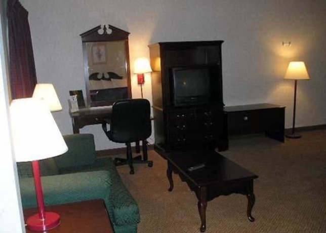 Imagen de la habitación del Hotel Quality Inn and Suites, Thomasville. Foto 8