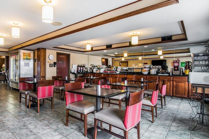 Imagen del bar/restaurante del Hotel Quality Inn and Suites, Towanda. Foto 2
