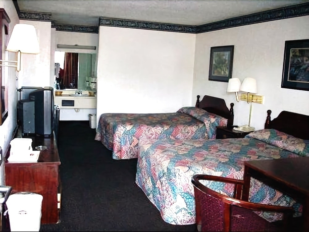 Imagen de la habitación del Hotel Quality Inn and Suites University Area. Foto 12