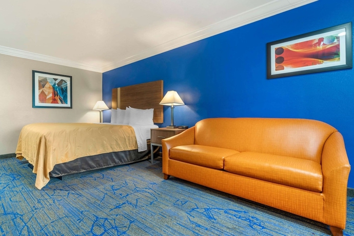 Imagen de la habitación del Hotel Quality Inn and Suites Vacaville. Foto 4