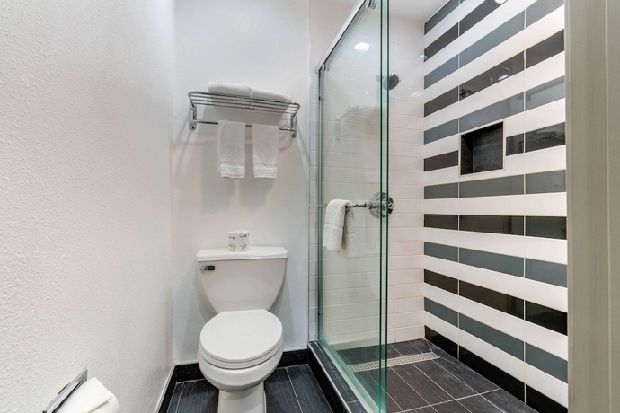 Imagen de la habitación del Hotel Quality Inn and Suites Vacaville. Foto 5
