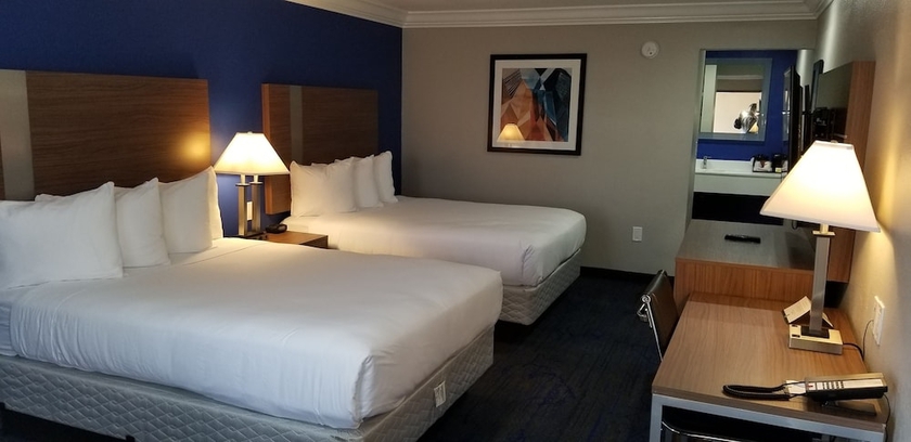 Imagen de la habitación del Hotel Quality Inn and Suites Vacaville. Foto 8