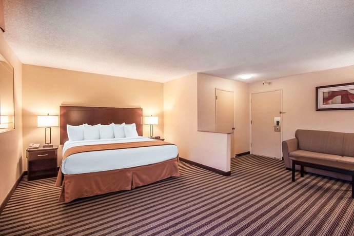 Imagen de la habitación del Hotel Quality Inn and Suites Vancouver. Foto 12