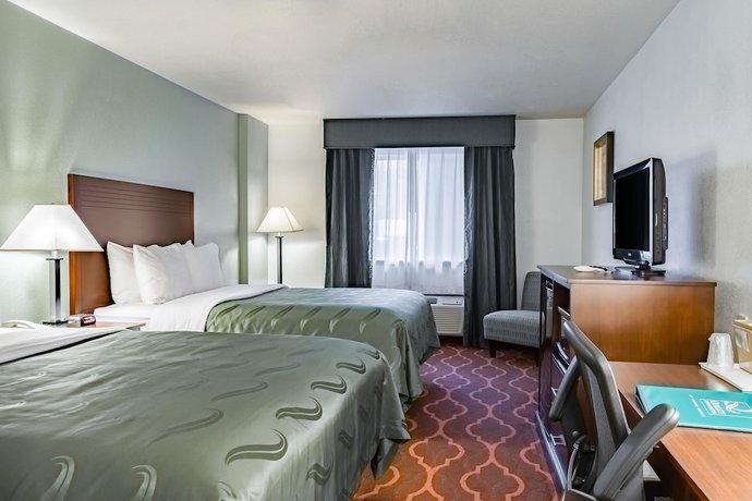 Imagen general del Hotel Quality Inn and Suites Vancouver North. Foto 1