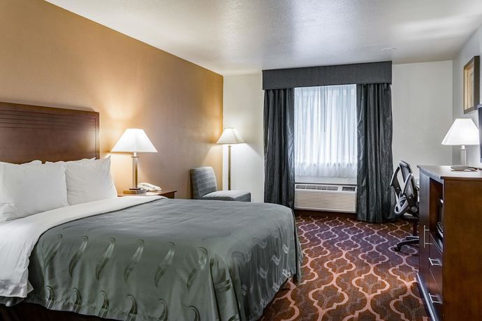 Imagen de la habitación del Hotel Quality Inn and Suites Vancouver North. Foto 10