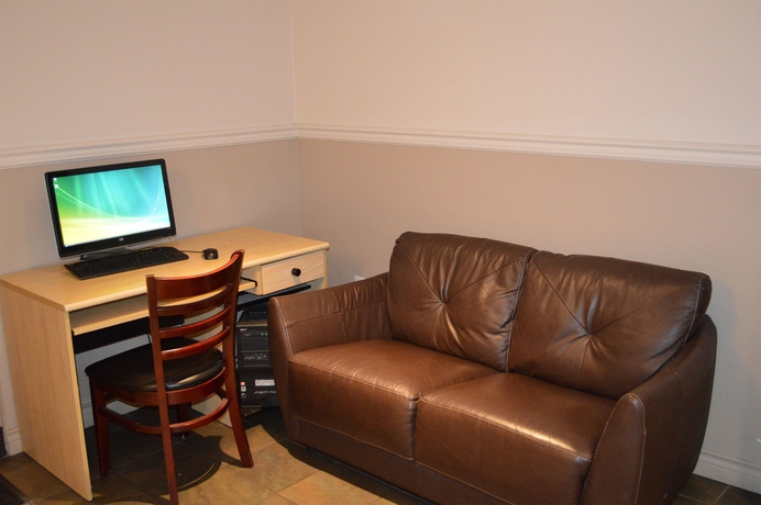 Imagen de los interiores del Hotel Quality Inn and Suites, Vernon. Foto 13