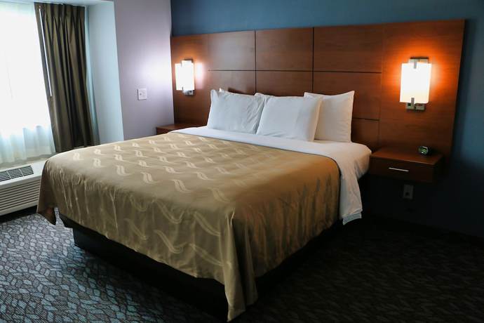 Imagen general del Hotel Quality Inn and Suites Watertown Fort Drum. Foto 1