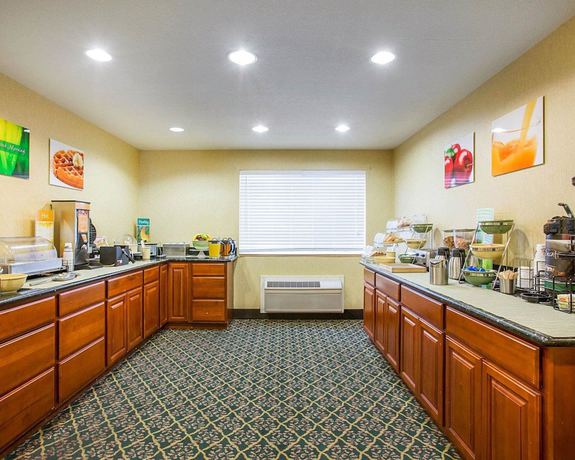 Imagen del bar/restaurante del Hotel Quality Inn and Suites Weed - Mount Shasta. Foto 11