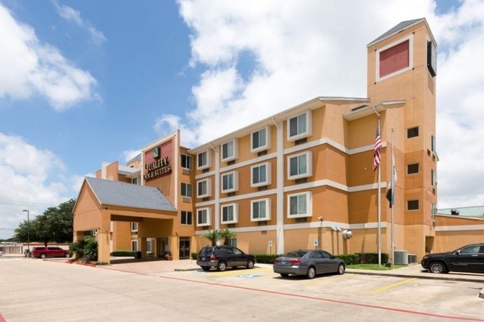 Imagen general del Hotel Quality Inn and Suites West Chase. Foto 2