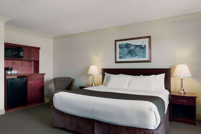 Imagen de la habitación del Hotel Quality Inn and Suites, Whitecourt. Foto 19