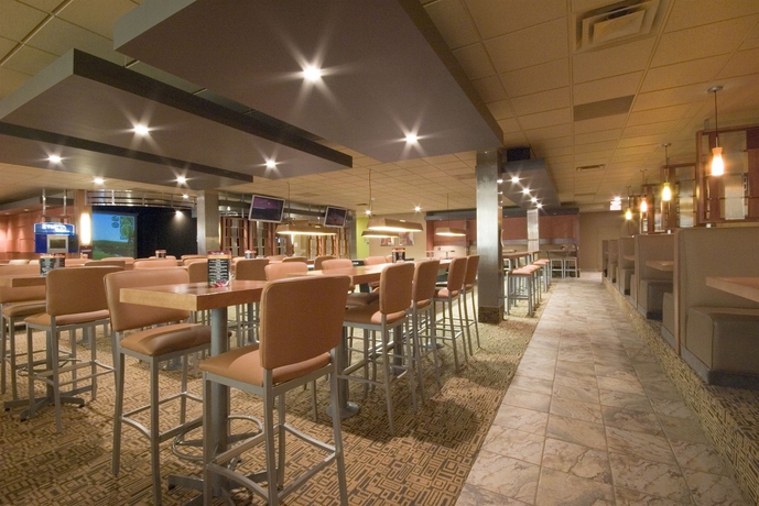 Imagen del bar/restaurante del Hotel Quality Inn and Suites Winnipeg. Foto 4
