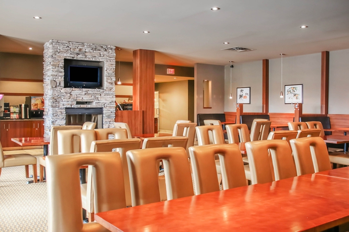 Imagen del bar/restaurante del Hotel Quality Inn and Suites Winnipeg. Foto 5