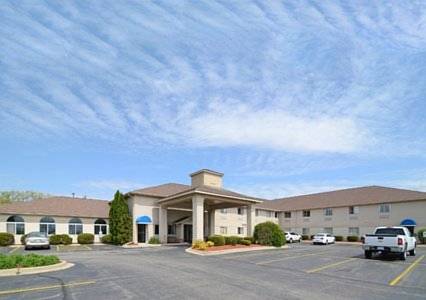 Imagen general del Hotel Quality Inn and Suites Woodstock Near Lake Geneva. Foto 1