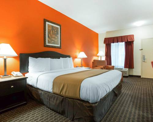 Imagen de la habitación del Hotel Quality Inn and Suites near Six Flags - Austell. Foto 11