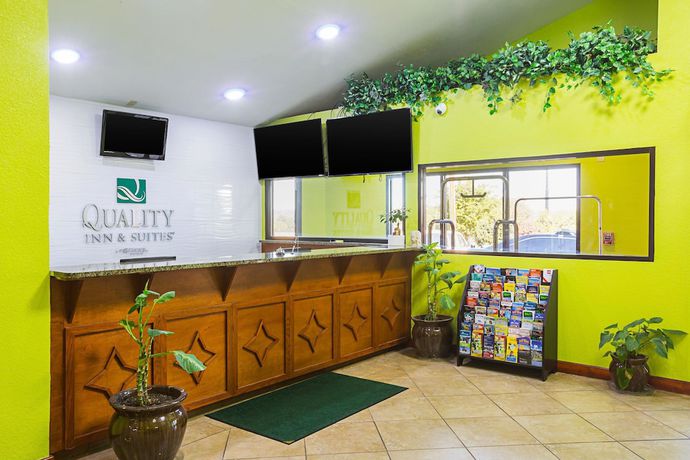 Imagen de los interiores del Hotel Quality Inn and Suites near Six Flags East, Six Flags Area. Foto 13