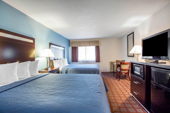 Imagen de la habitación del Hotel Quality Inn near Mammoth Mountain Ski Resort. Foto 9