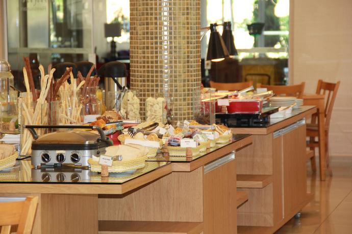 Imagen del bar/restaurante del Hotel Quality Jundiai. Foto 2