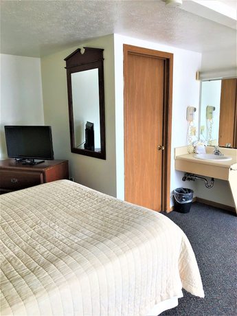 Imagen de la habitación del Hotel Quality Lodge. Foto 8