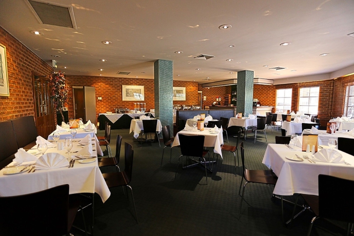 Imagen del bar/restaurante del Hotel Quality Melbourne Airport. Foto 8