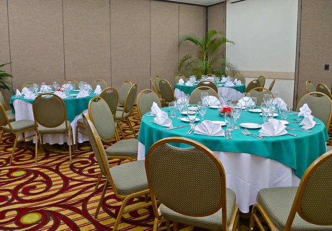 Imagen de los interiores del Hotel Quality Real Aeropuerto. Foto 12