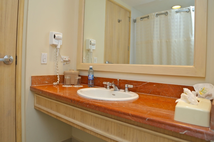 Imagen de la habitación del Hotel Quality Real Aeropuerto. Foto 7