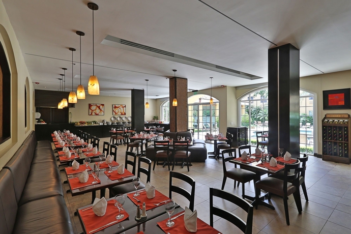Imagen del bar/restaurante del Hotel Quality Real San Jose. Foto 1