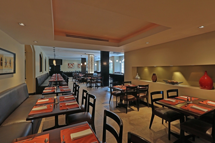 Imagen del bar/restaurante del Hotel Quality Real San Jose. Foto 3