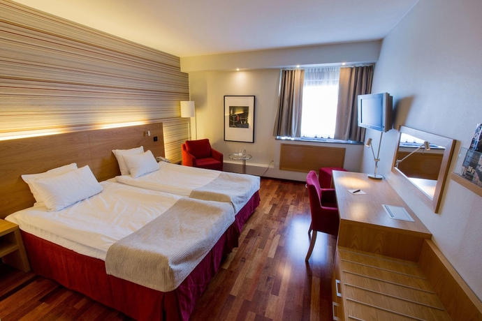 Imagen de la habitación del Hotel Quality Royal Corner. Foto 12